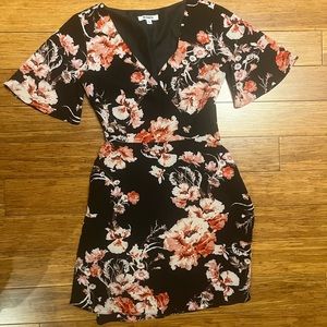 BB Dakota Floral Dress, Size 2